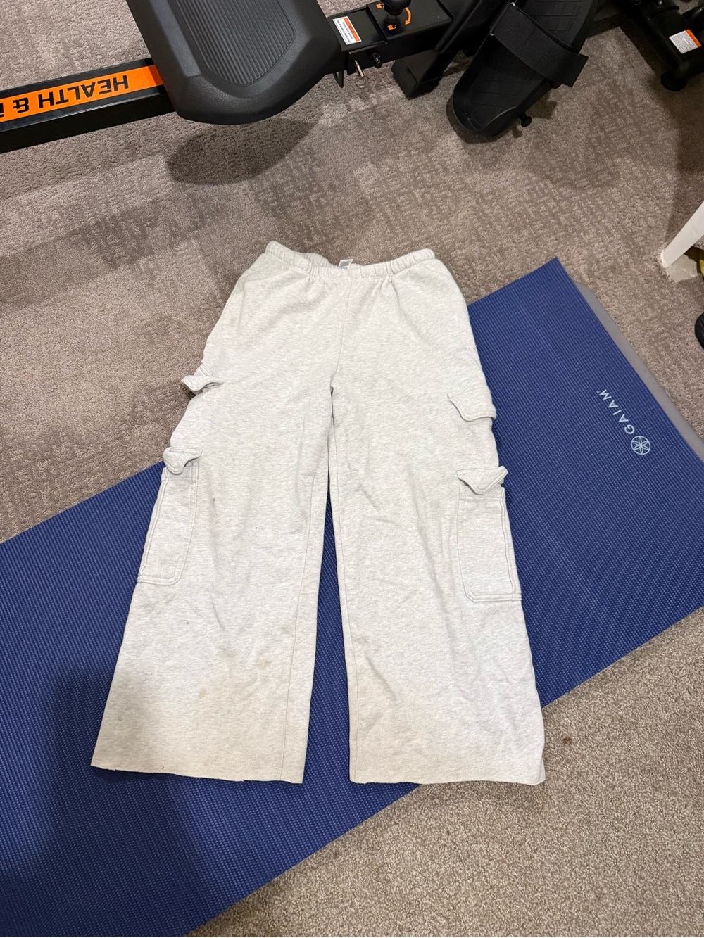 Free with any purchase !!! Garage Light Gray Wide-Leg Cargo Joggers